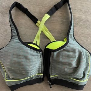 VS sports bra